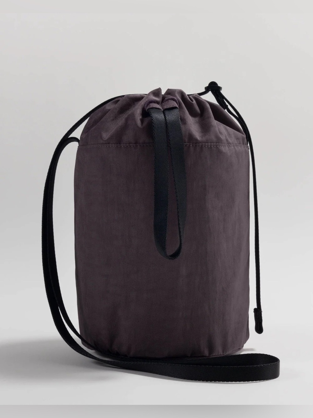 Baggu medium nylon bucket bag peppercorn new with tag